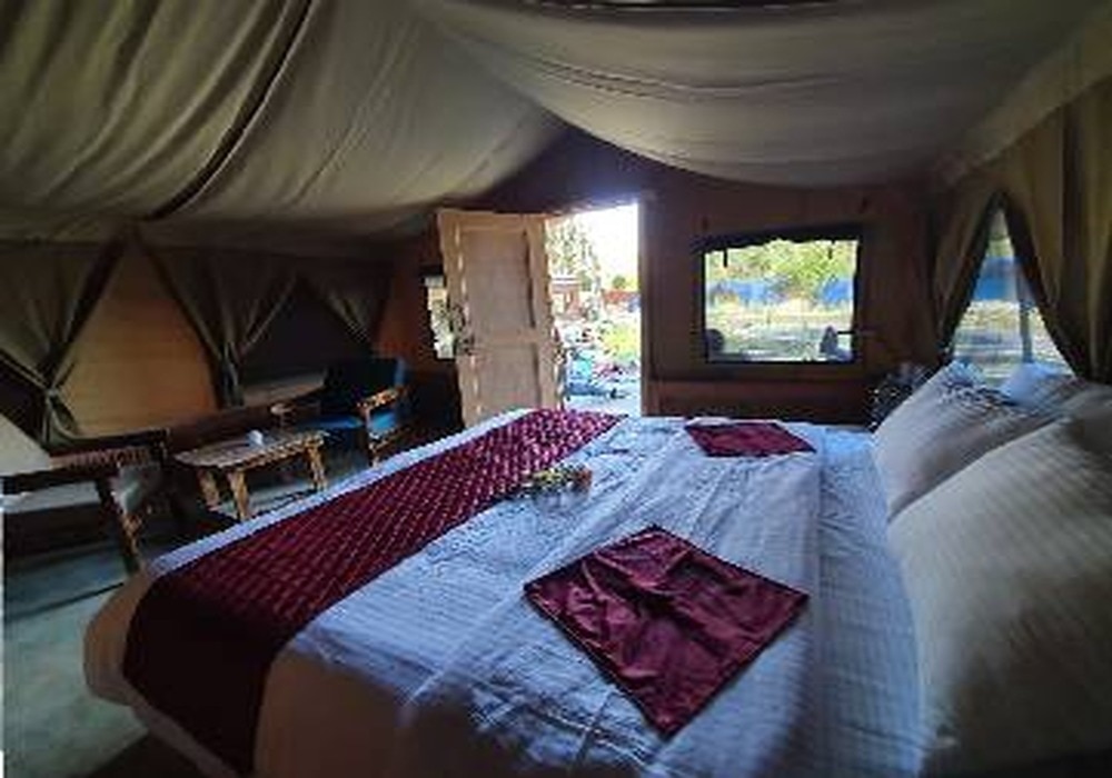 Pebbles Luxury Tent Resort - Tap to explore photos