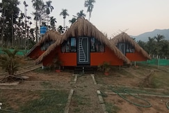 THARUN VIJAY COTTAGES, Valparai
