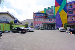 Townhouse OAK Hotel Fiducia Pasar Minggu, Depok
