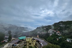 AAVI Mussoorie Stays Library Chowk Mall Road, Mussoorie