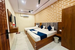 Shri Hit Maya Dham, Vrindavan