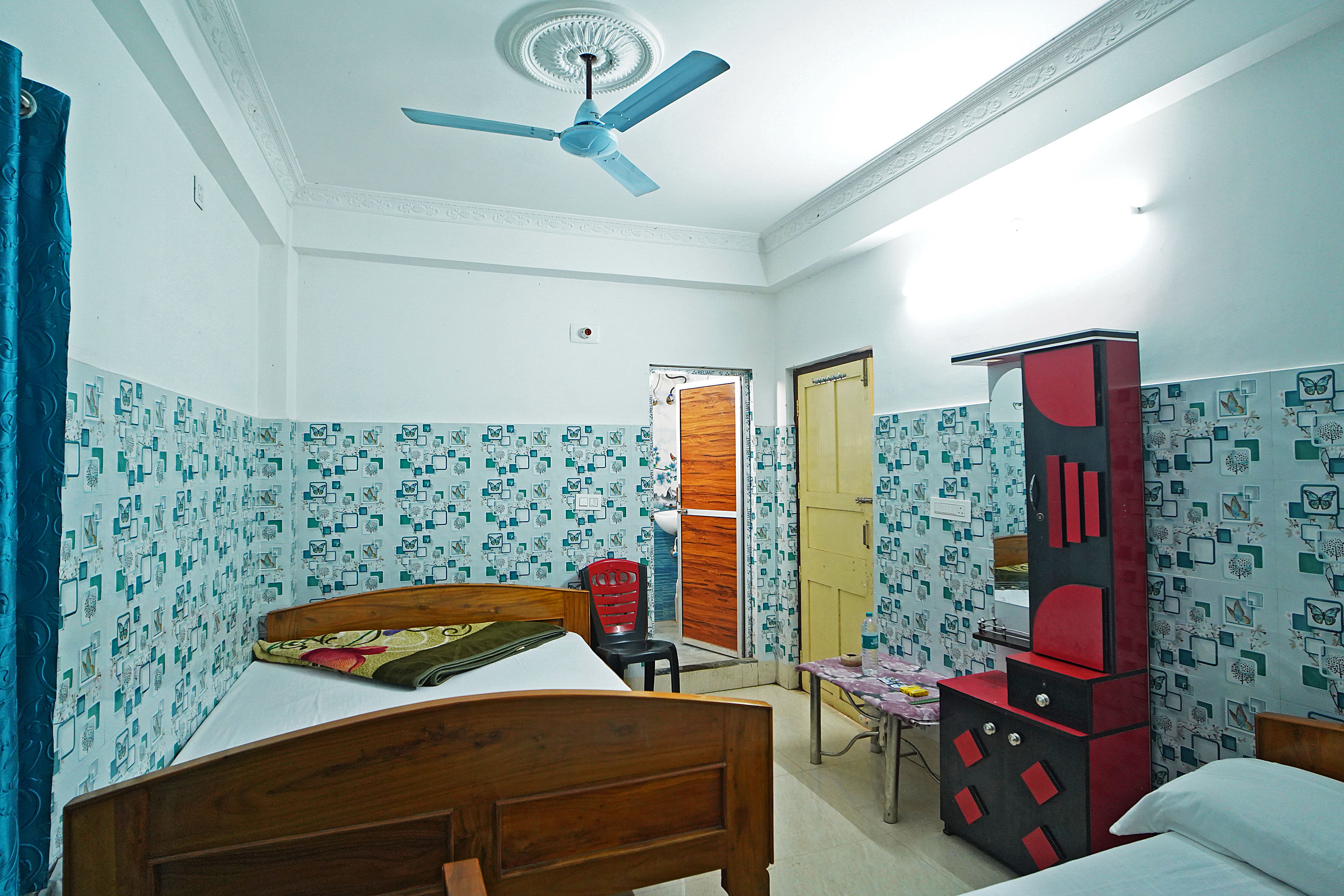 GOURANGA GUEST HOUSE - Tap to explore photos