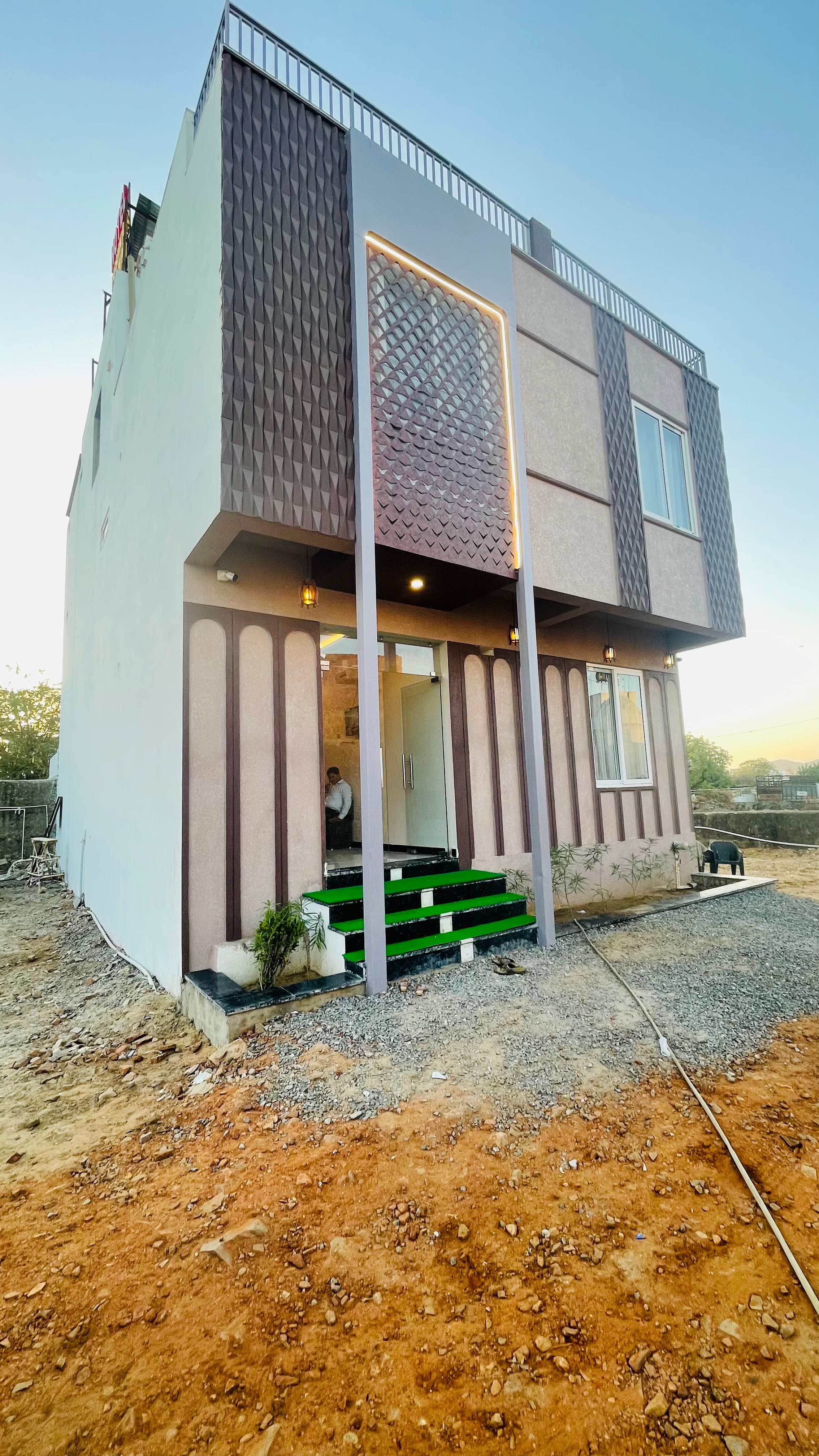 Hotel Pushkar Town - Tap to explore photos