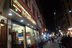 OM BED & Breakfast Guest House in varanasi, Varanasi