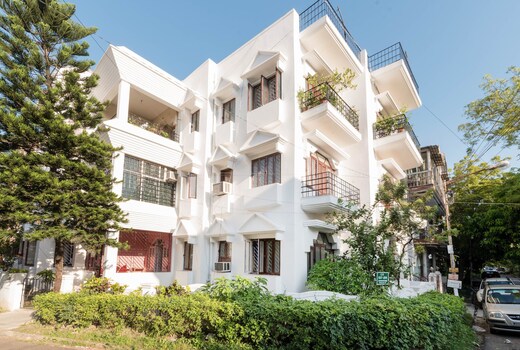 Swastineer Guest House CK 197 (Standard A/C Room)