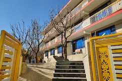 Pahadi Manzil Manali, Manali