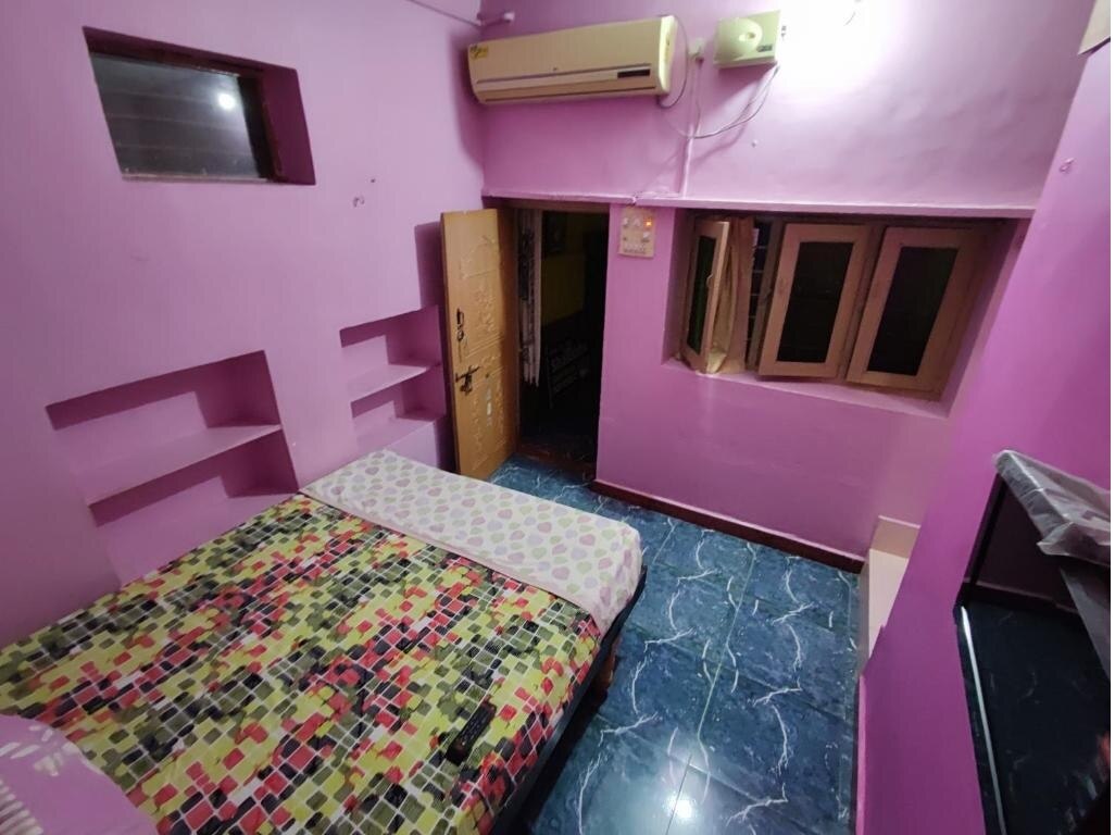 Temple View Homestay - Tap to explore photos