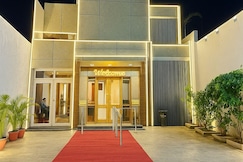 Hotel Palm View by JMD Group, Delhi