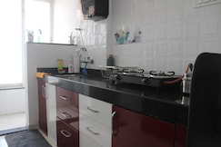 Skyline Homestay AC Bedrom EXT Wshrom Shared 2BHK, Pune