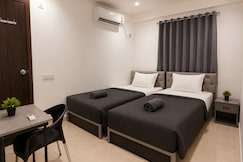Z Express Fernhill, Pune