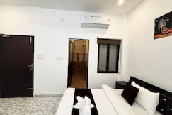 The Mango Tree, Lucknow