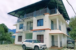 Tea Elanza Rooms, Theni