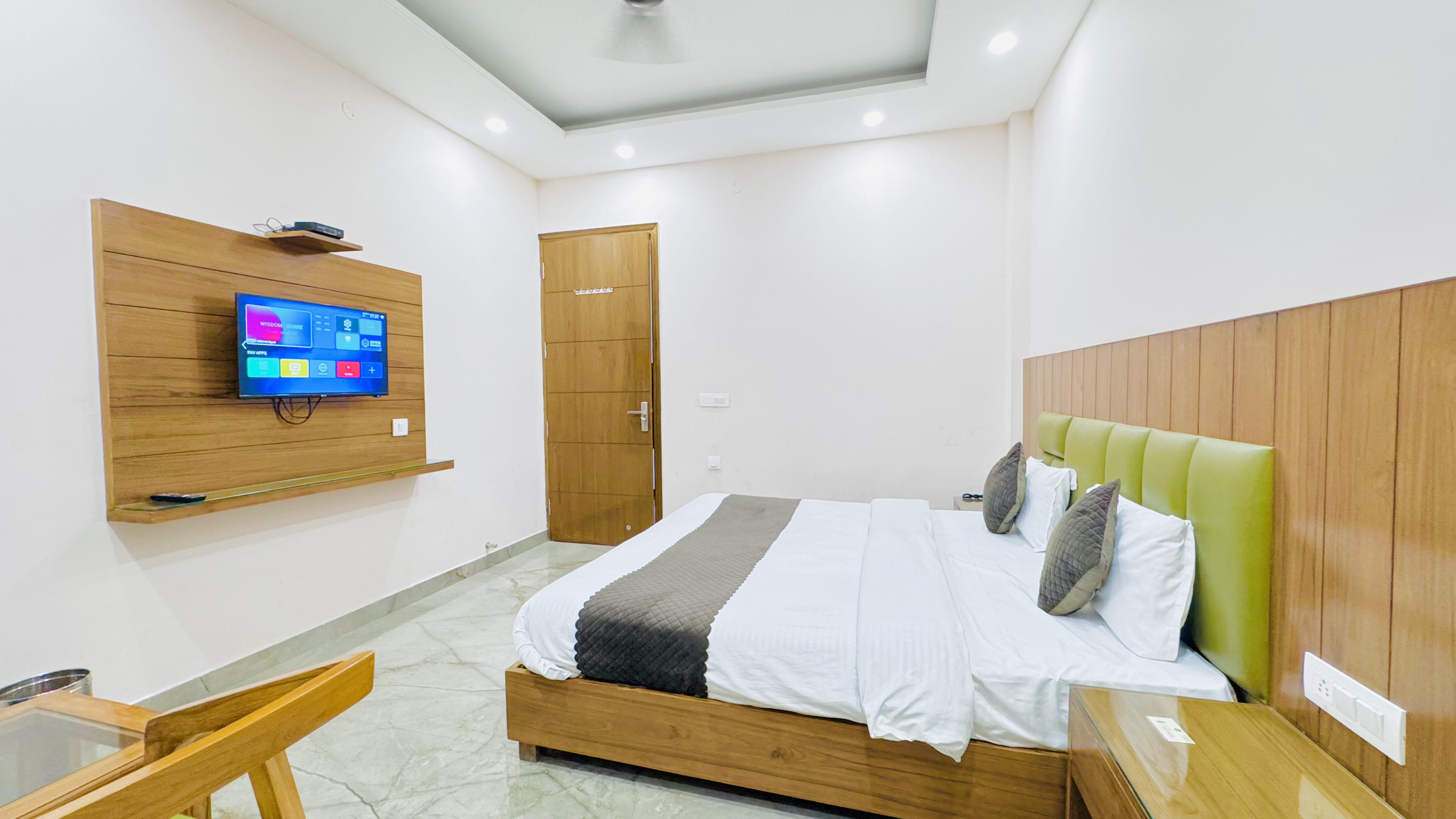 Hotel Grace, Chandigarh - Tap to explore photos