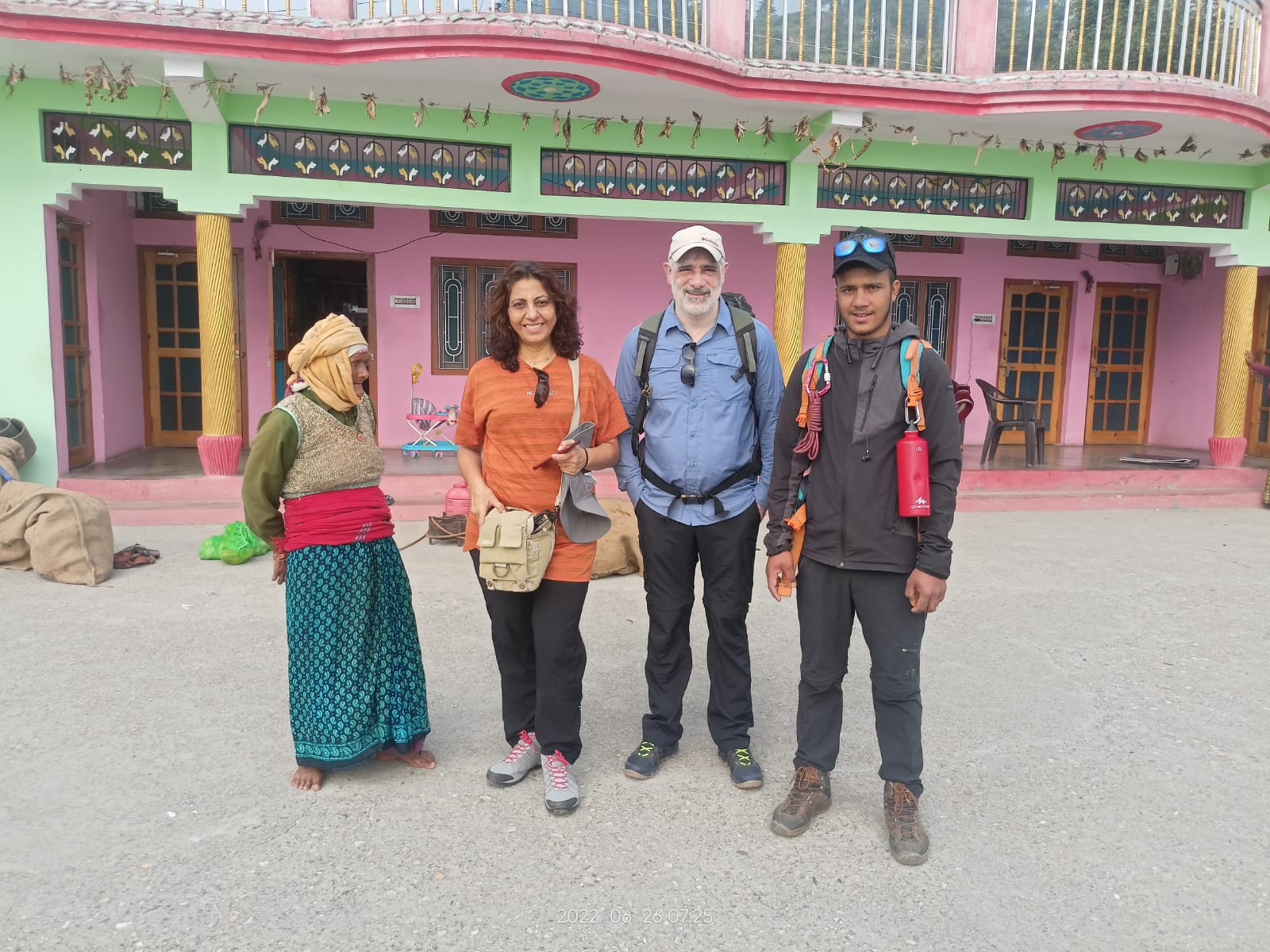 Akshat Homestay Near Dayara Bugyal trek Point - Tap to explore photos