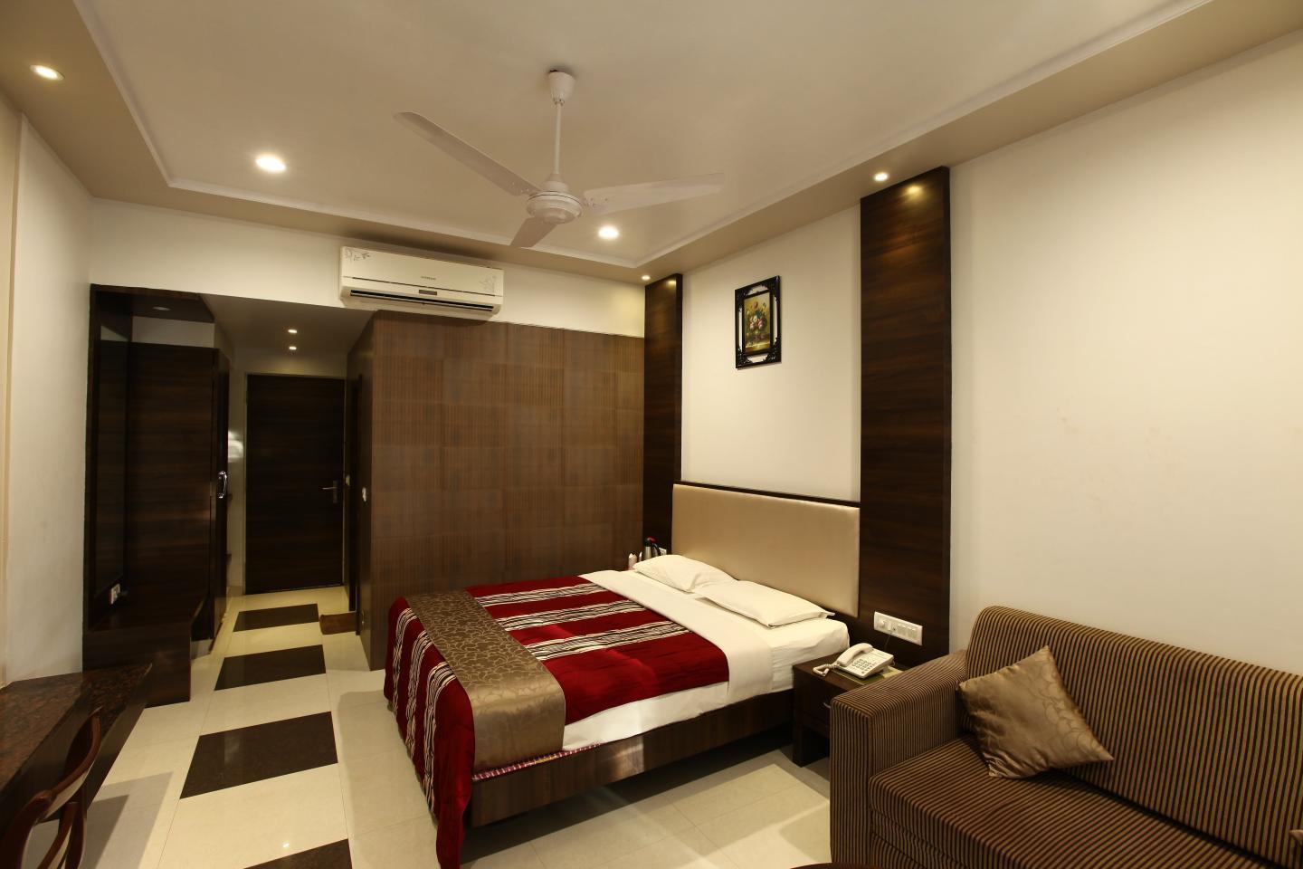 Usha Ascot - Tap to explore photos