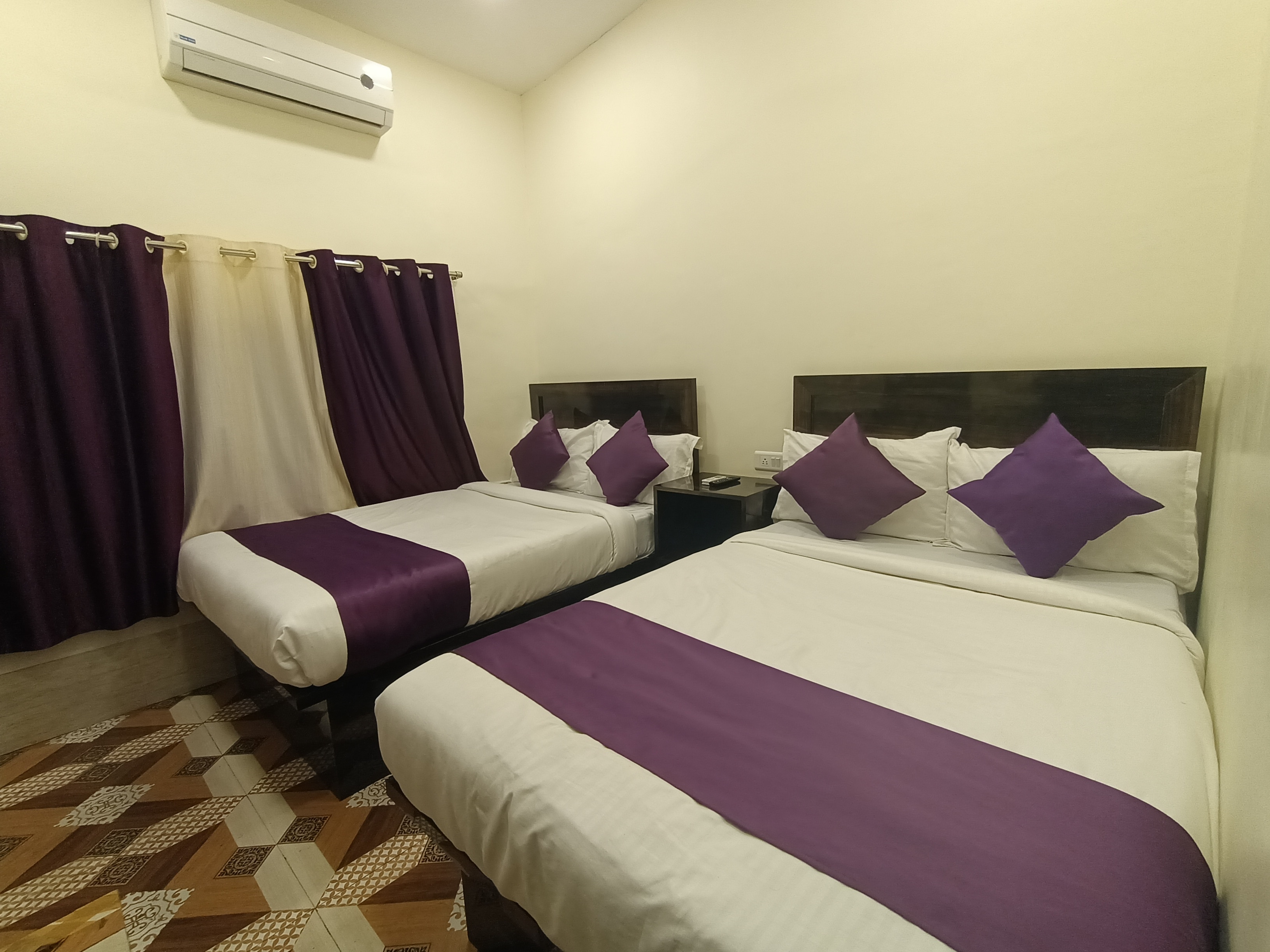 Hotel Star of Kurla - Tap to explore photos