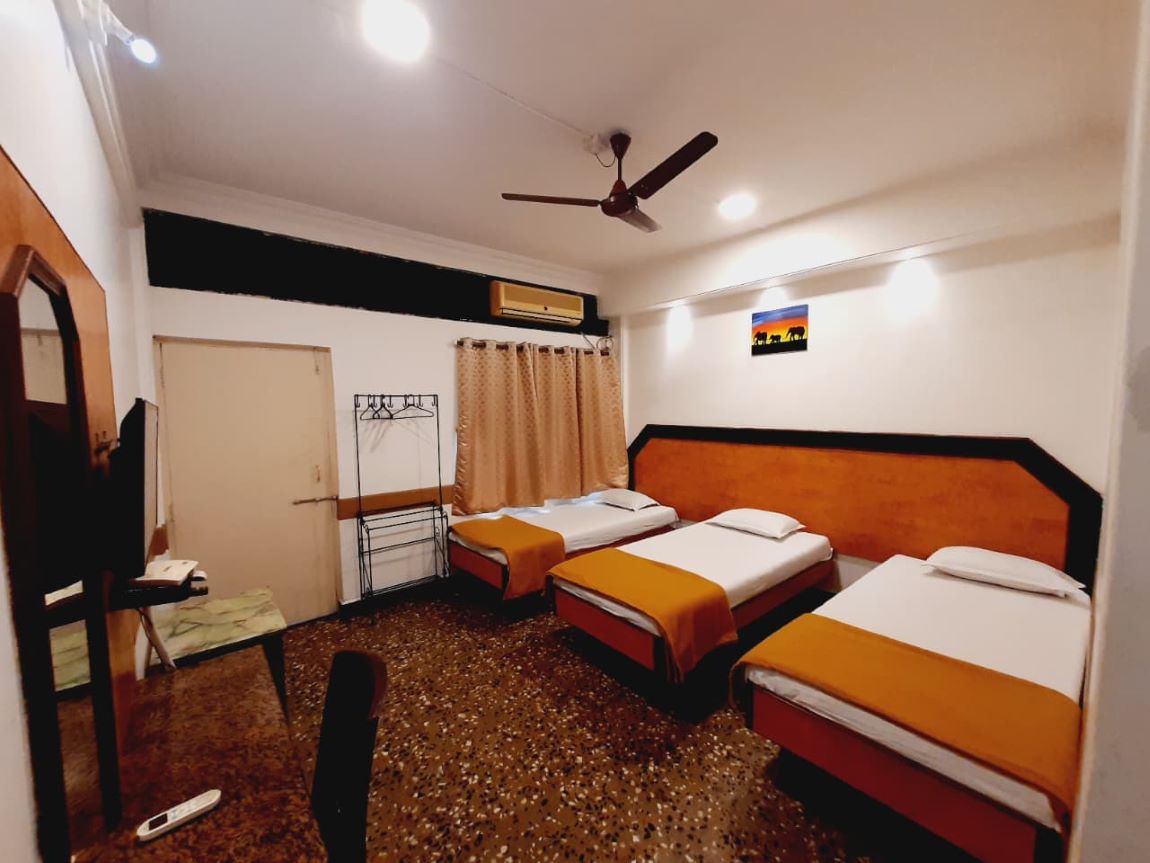 Hotel Ashray Residency 5