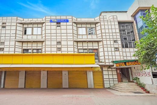 FabHotel Bridge