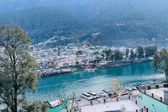 Viraj home stay, Vikasnagar