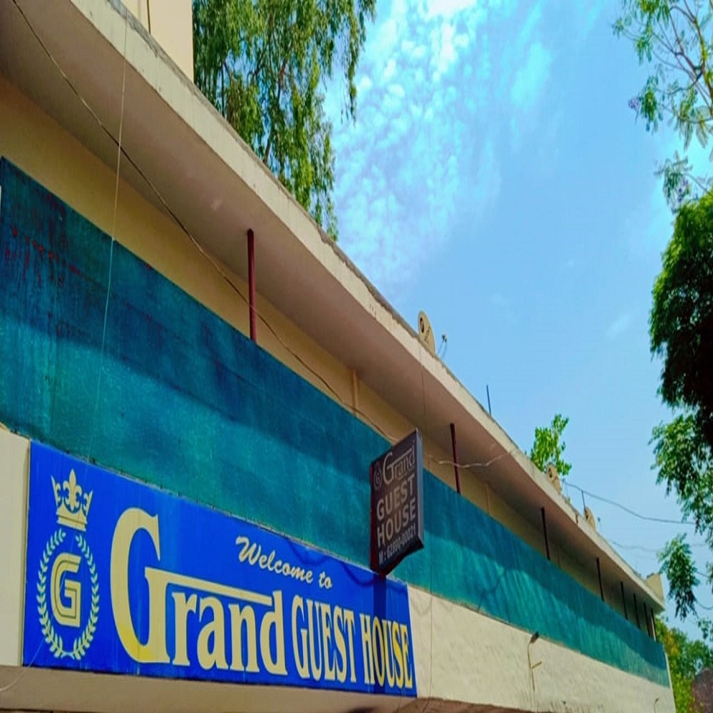 Grand Guest House - Tap to explore photos