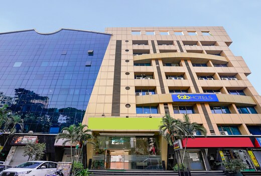 FabHotel Shiv Leela Grand - Nr. Airport
