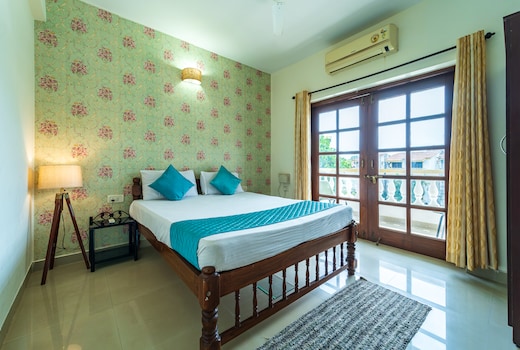 Couple Friendly 1BHK7 Goa Candolim Homestay WiFi AC Back Up