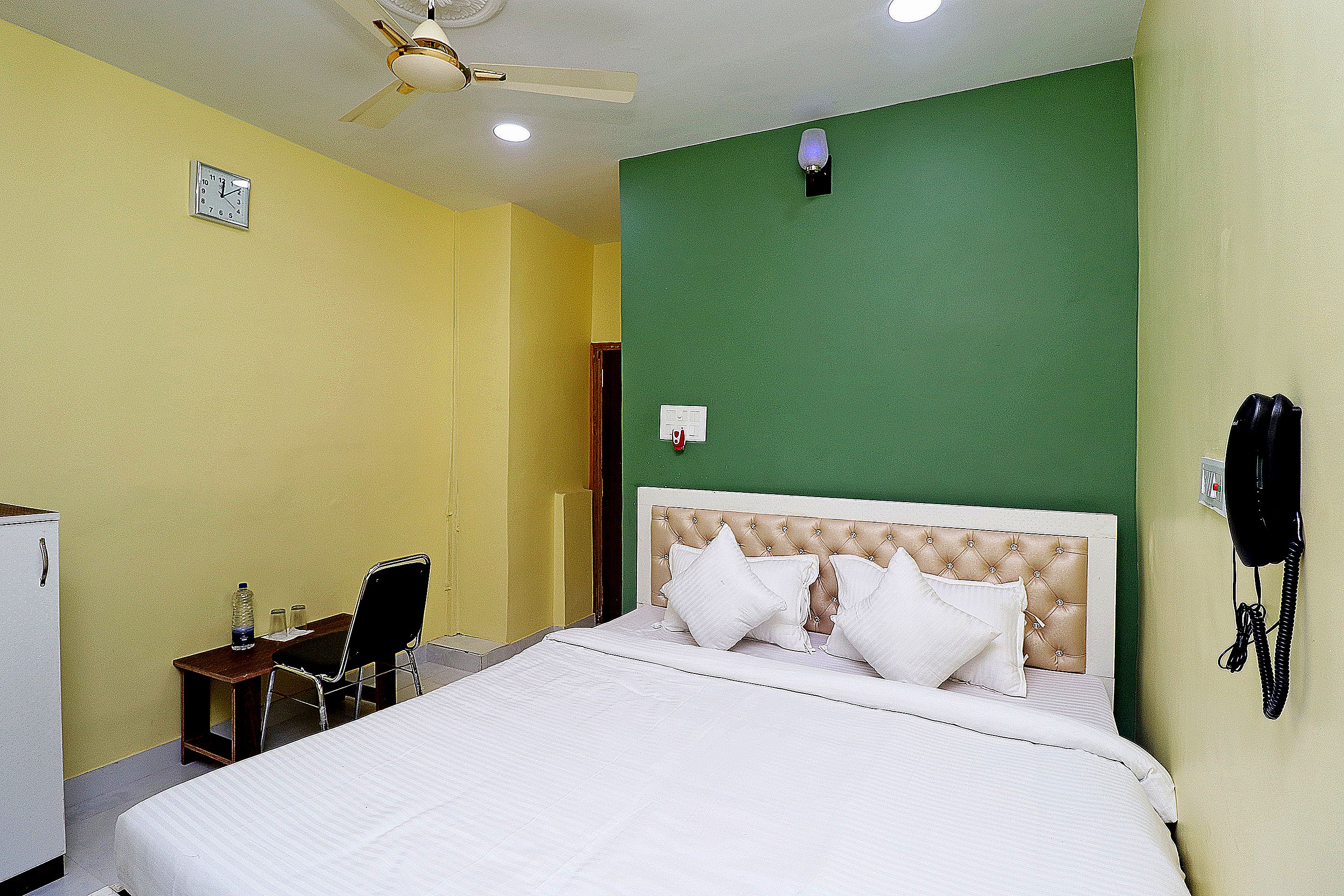 Hotel O Pallyshree Guest House - Tap to explore photos