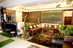 Hotel 100 Blu, Sagar