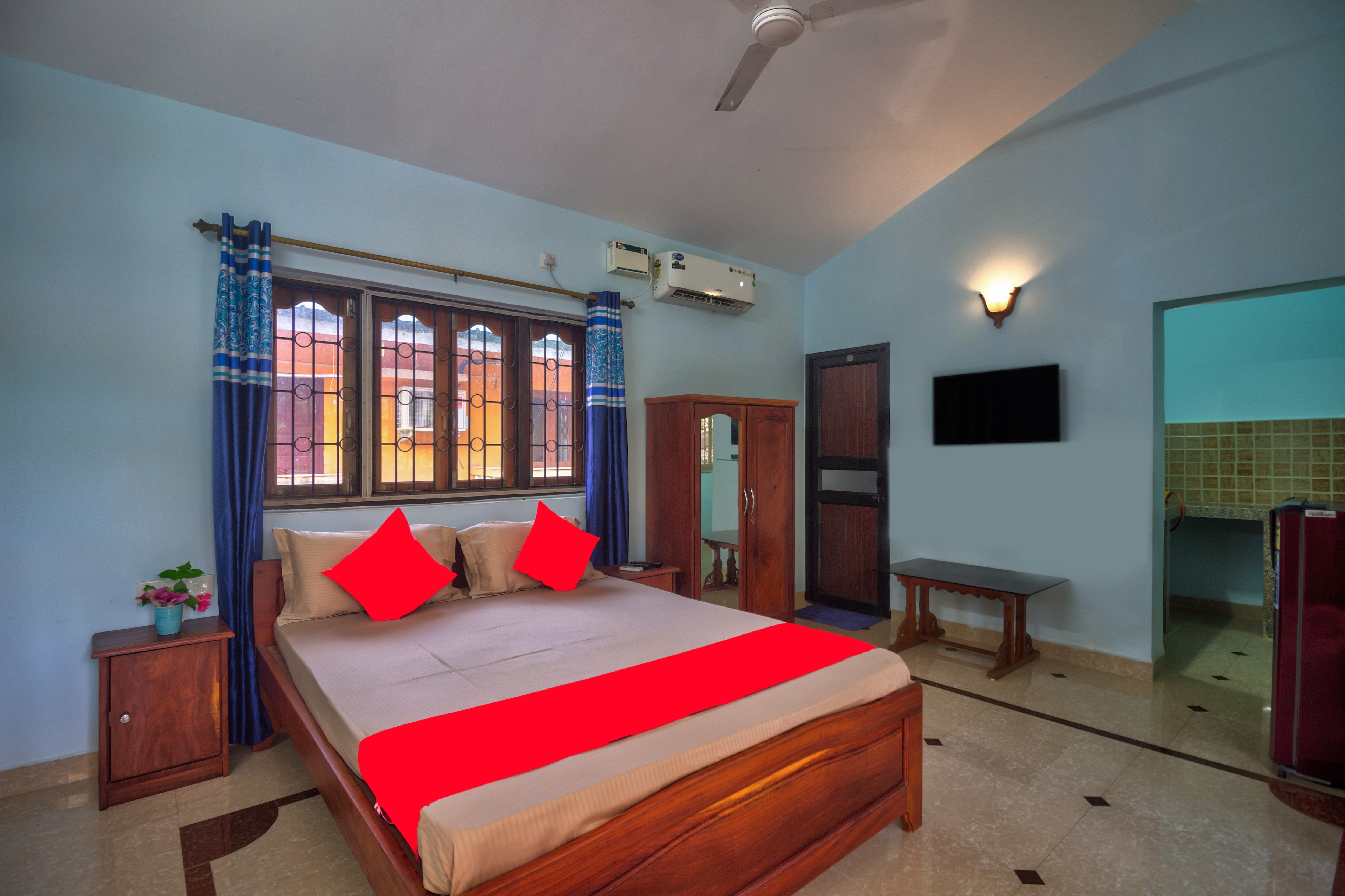 Villa Carvalho - Deluxe Rooms in North Goa by Vyom Trails - Tap to explore photos