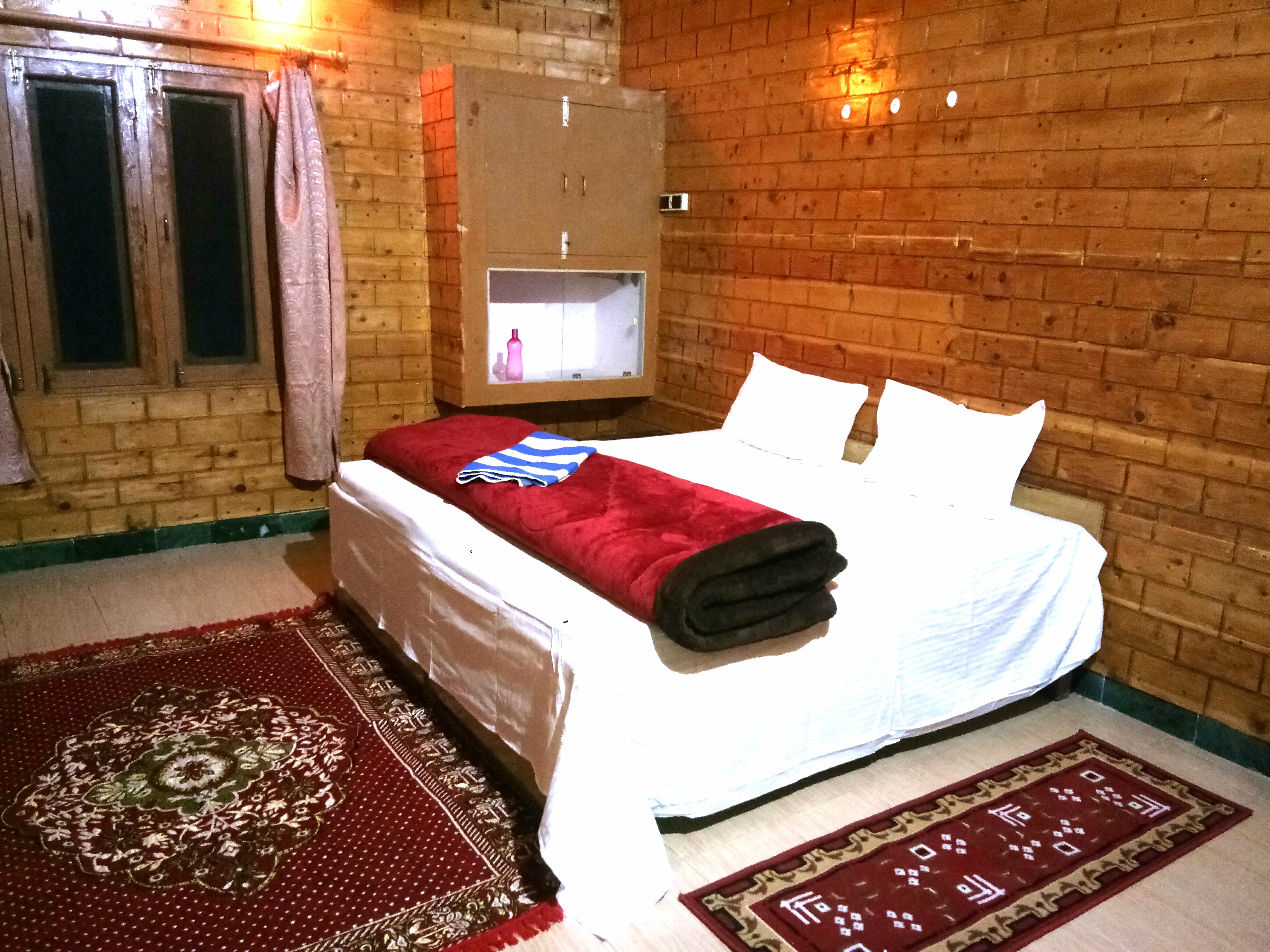 Hotel Saturday Night Chakrata - Tap to explore photos