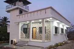 Kokan Nyahari Niwas, Devgarh