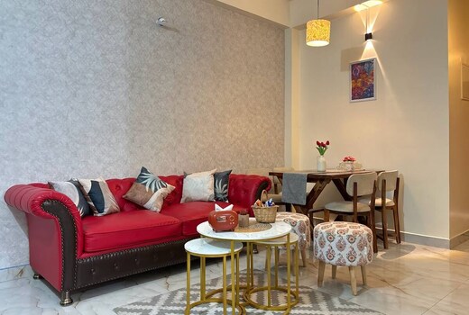 BeauMonde Boutique Suites | Royal