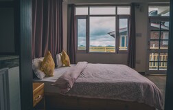Double - Double Room bth 1