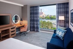 Hampton Inn Boston Seaport, MA, Boston