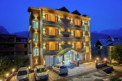 Hotel Swastik Grand, Manali