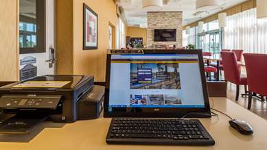 Best Western Plus Bowmanville - Tap to explore photos
