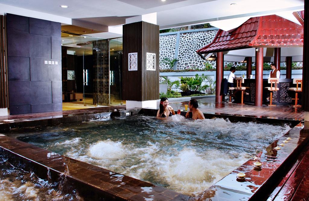 Aston Jayapura Hotel & Convention Center - Tap to explore photos