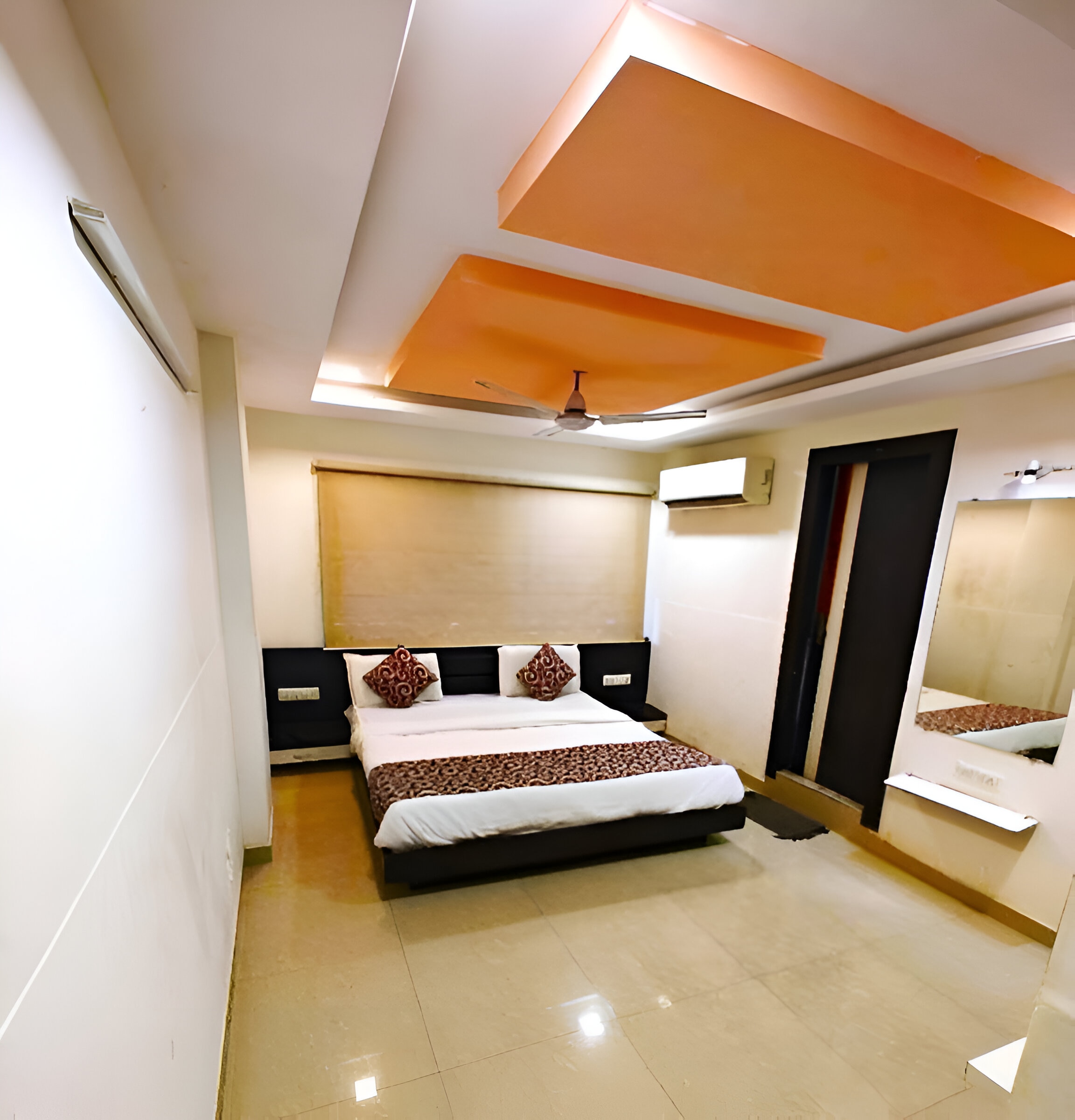 Hotel Sadbhav - Tap to explore photos