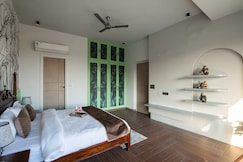 Sky Oasis | 3BHK Pool Penthouse, Jaipur
