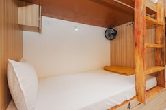 Sahara Dormitory, Mumbai