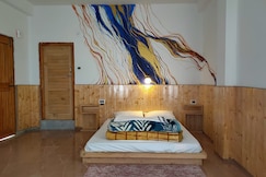 Trishul 4BR Cozy Mountain stay by Homeyhuts, Banjar