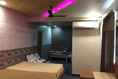 CM HOTEL, Pennagaram