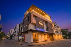 FabHotel Nexus, Indore