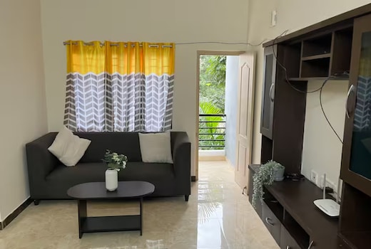 1BHK Apartment in Financial District, US Consulate