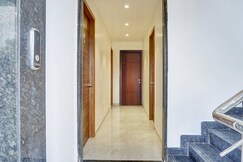 OYO 827373 PARADISE INN LODGING, Pune