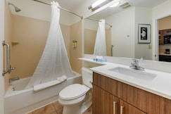 Candlewood Suites FORT MYERS-SANIBEL GATEWAY , Lee, Florida