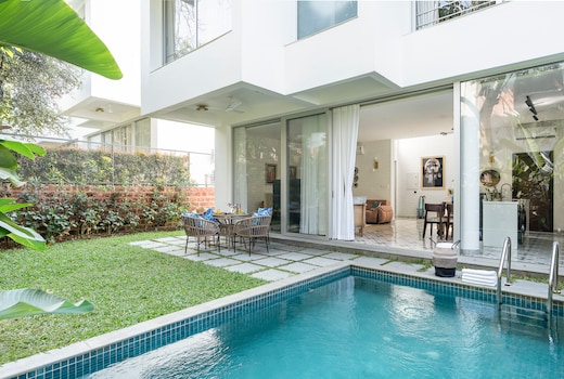 LaAgueda Stylish 2BHK Retreat w/ Private Pool(16)