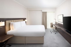 Hilton London Gatwick Airport,  London