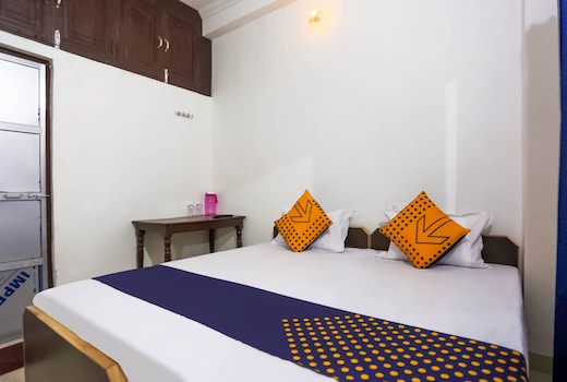 SPOT ON Shree Ganga Seva Paying Guest House