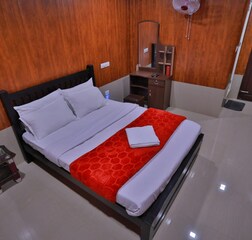 Standard Valley View Room 1